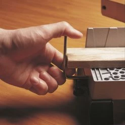 Stanley Scie à Onglet Manuelle 1-20-800 Boîte à Onglets En Métal Réglable L560mm/B143mm/H95mm -Autres outils Soldes Boutique 1 20 800 boite a onglets en metal reglable l560mm b143mm h95mm 4